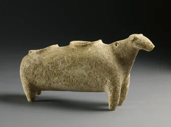 Vase en forme de mouton, début des Cyclades, vers 2500 av. J.-C.